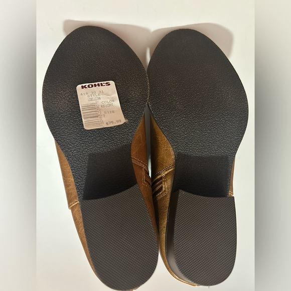 Lauran Conrad Carmel colored faux leather Ankle Boots     Size 7 - Picture 7 of 7